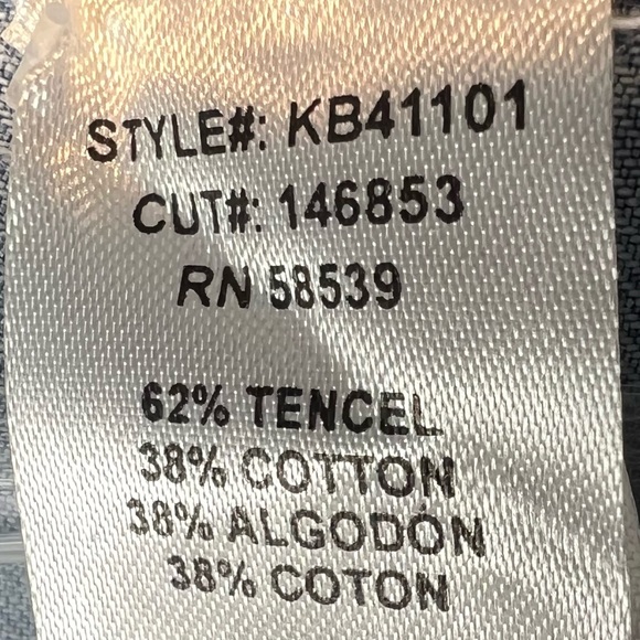 Kut from the Kloth Trouser Medium Blue Slit hem Jean - Picture 9 of 10